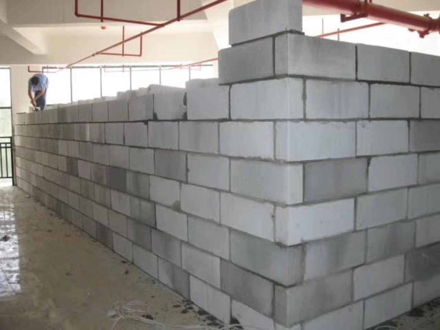武都蒸压加气混凝土砌块承重墙静力和抗震性能的研究